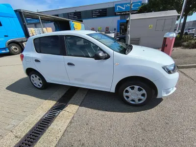 Used Dacia Sandero Ambiance 2014 White Hatchback