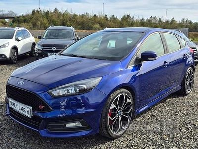Begagnad Ford Focus ST 185 HK (136 kW) 2016 Blå Halvkombi