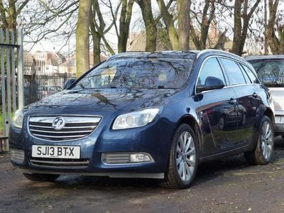 Used Vauxhall Insignia Elite 160 HP (117 kW) 2013 Blue metallic Estate