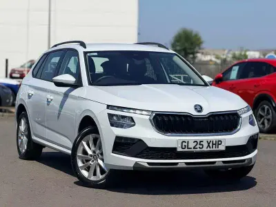 Used Skoda Kamiq SE 70 HP (51 kW) 2025 White SUV