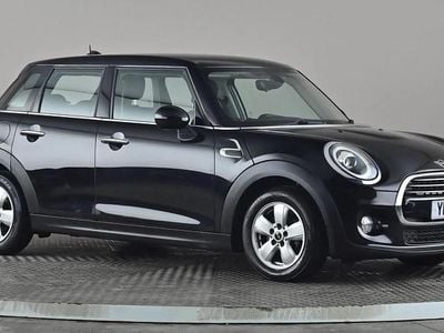 Used Mini Cooper D 116 HP (85 kW) 2018 Black Hatchback