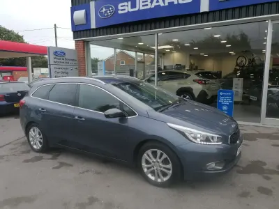 Used Kia Ceed 2013 Blue Hatchback