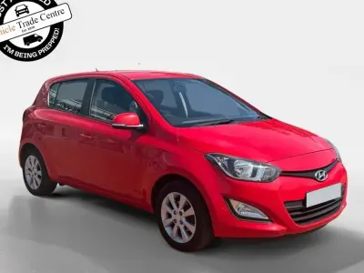 Used Hyundai i20 Active 84 HP (61 kW) 2014 Red Hatchback