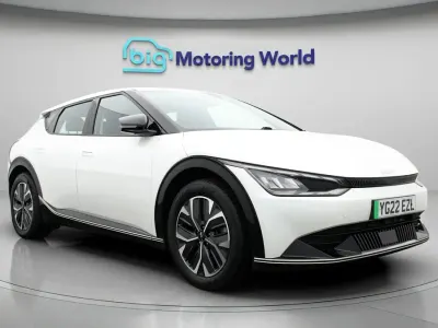 Używany Kia EV6 Air 167 kW (228 KM) 2022 Biały SUV