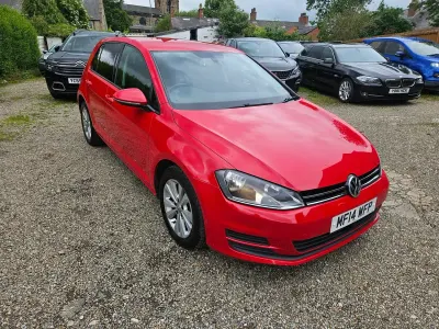 Used VW Golf VII SE 105 HP (77 kW) 2014 Tornado red Hatchback