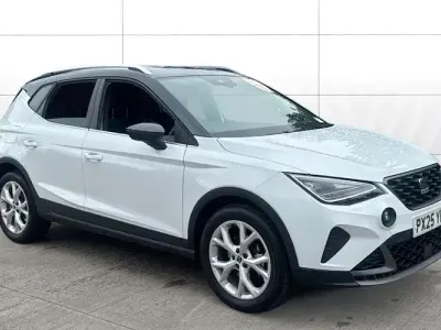 Used Seat Arona FR 116 HP (85 kW) 2025 White SUV