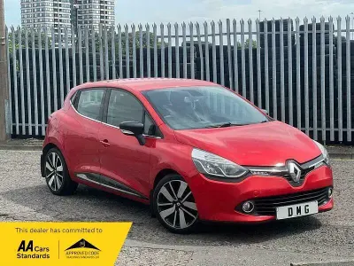 Used Renault Clio Dynamique 90 HP (66 kW) 2016 Red Hatchback