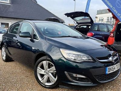 Green Used 2014 Vauxhall Astra SRi Hatchback | £7,495 (Expensive)