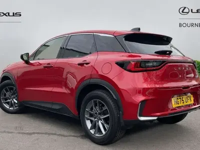 Used Lexus LBX 136 HP (100 kW) 2025 Red SUV