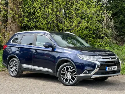 Używany Mitsubishi Outlander 150 KM (110 kW) 2018 Niebieski SUV