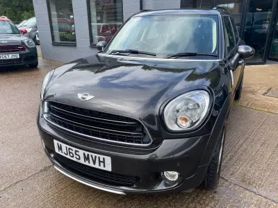 Used Mini Cooper Countryman 122 HP (89 kW) 2015 Grey SUV