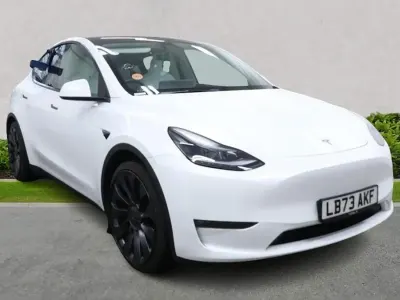 Used Tesla Model Y Performance 392 kW (534 HP) 2023 White SUV