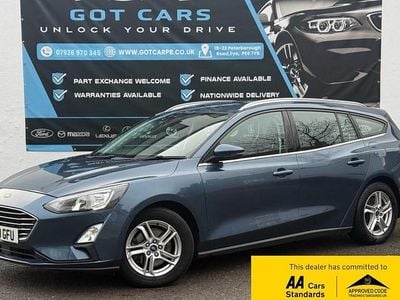 Used Ford Focus Zetec 120 HP (88 kW) 2019 Blue Estate