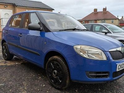 Blue Used 2009 Skoda Fabia Hatchback | £999 (Fair price)