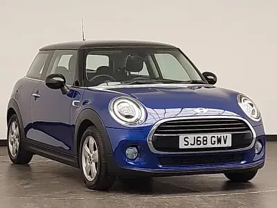 Used Mini Cooper Hatch 136 HP (100 kW) 2018 Blue Hatchback