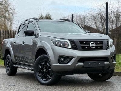 Usado Nissan Navara N-Guard 2020 Cinzento Pickup