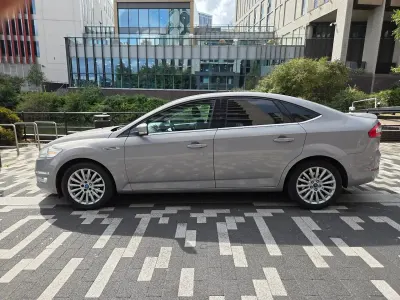 Used Ford Mondeo Business Edition 115 HP (84 kW) 2012 Silver Hatchback