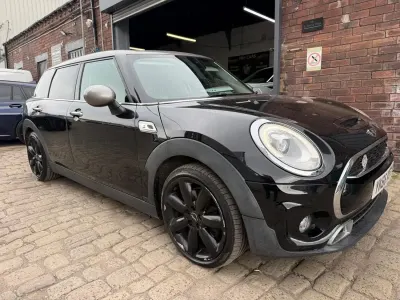 Usado Mini Cooper Clubman 2016 Negro Familiar
