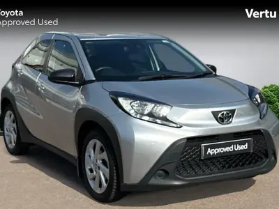 Used Toyota Aygo X PURE 72 HP (52 kW) 2025 SUV