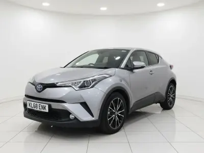 Second-hand Toyota C-HR 122 CP (89 kW) 2019 Argintiu SUV