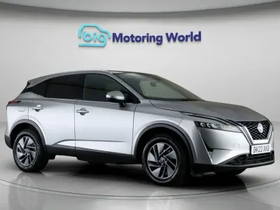 Used Nissan Qashqai Acenta Premium 158 HP (116 kW) 2023 Silver SUV