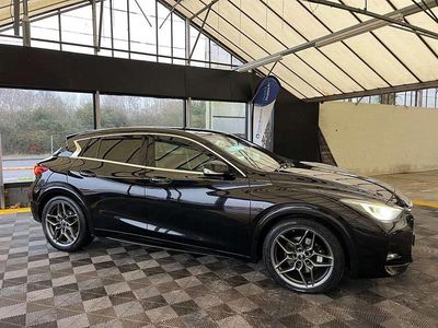 Used Infiniti Q30 Sport Tech 211 HP (155 kW) 2017 Black Hatchback