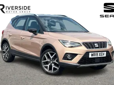 Used Seat Arona XCELLENCE Lux 115 HP (84 kW) 2019 Mystic magenta/midnight black roof SUV