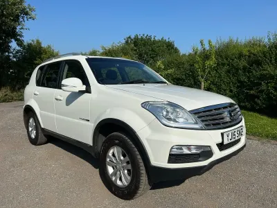 Used SsangYong Rexton 2015 White SUV