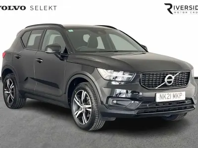 Used Volvo XC40 R-Design 163 HP (119 kW) 2021 Black SUV