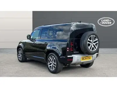 Usado Land Rover Defender 249 HP (183 kW) 2024 Preto SUV