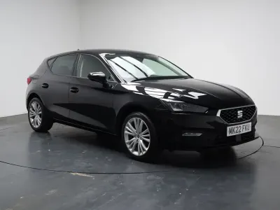 Usado Seat Leon SE Dynamic 110 HP (80 kW) 2022 Preto Citadino