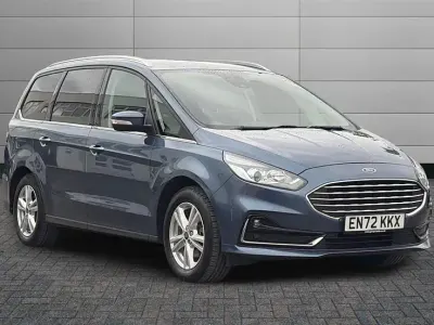 Usado Ford Galaxy Titanium 190 CV (139 kW) 2023 Azul Monovolumen
