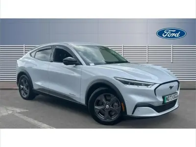 Gebraucht Ford Mustang Mach-E Standard Range 197 kW (269 PS) 2023 Weiß SUV