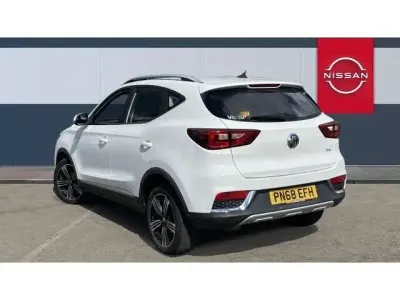 Käytetty MG ZS Exclusive 106 HP (77 kW) 2018 Valkoinen Katumaasturi