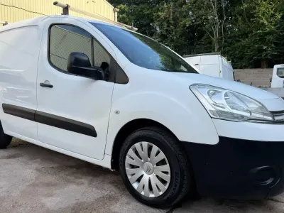 Used Citroën Berlingo 75 HP (55 kW) 2015 White MPV