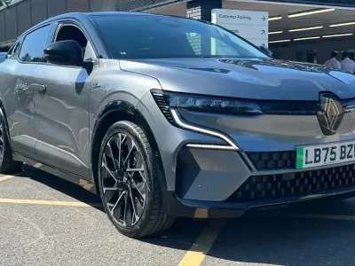 Used Renault Mégane Techno Esprit Alpine 160 kW (218 HP) 2025 Grey/black  Hatchback