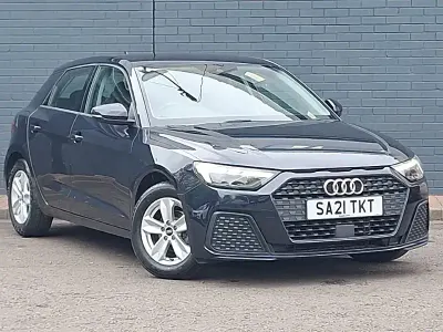 Used Audi A1 Design 95 HP (69 kW) 2021 Blue SUV