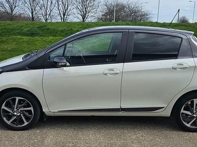 Used Toyota Yaris 2019 White/black Hatchback