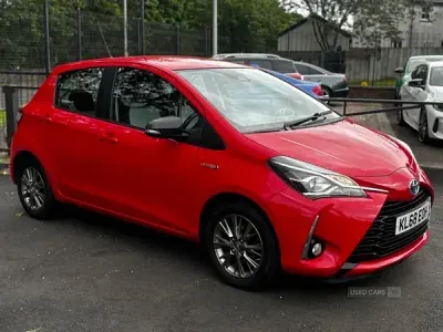 Used Toyota Yaris Hybrid 2019 Red Hatchback