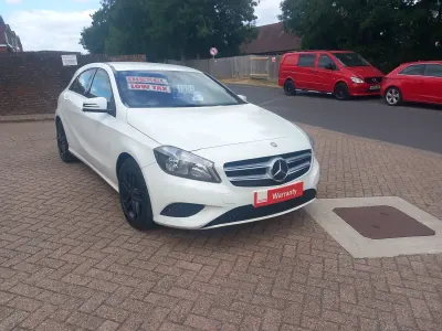 Used Mercedes A180 109 HP (80 kW) 2014 White Hatchback