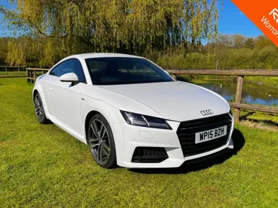 Begagnad Audi TT S-Line 184 HK (135 kW) 2015 Vit Sportkupé