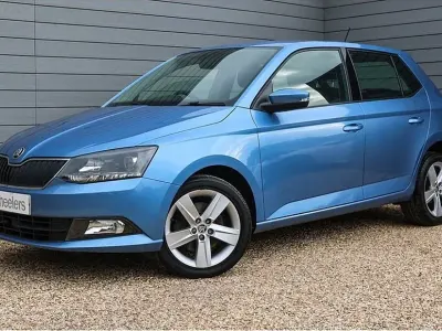 Begagnad Skoda Fabia SE L 110 HK (80 kW) 2017 Blå Halvkombi
