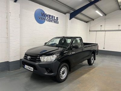 Black Used 2019 Toyota HiLux Active Pickup | £18,490 (Fair price)