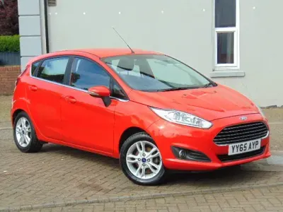 Used Ford Fiesta Zetec 2015 Red Hatchback