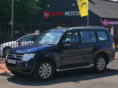 Used Mitsubishi Shogun Elegance 197 HP (144 kW) 2011 Blue SUV