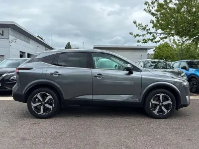 Used Nissan Qashqai N-Connecta 190 HP (139 kW) 2022 Grey SUV