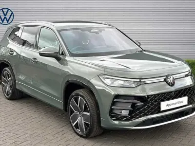 Gebraucht VW Tayron R-line 193 PS (141 kW) 2026 Grün SUV