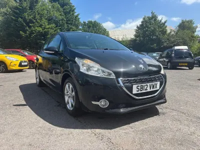 Used Peugeot 208 Active 68 HP (50 kW) 2012 Black Hatchback