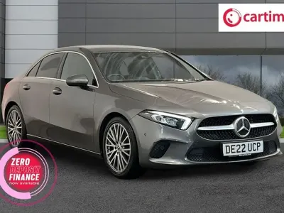 Usado Mercedes A200 Executive 163 HP (119 kW) 2022 Cinzento Sedan