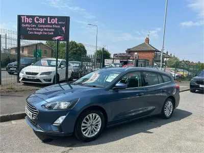 Used Ford Focus Titanium 120 HP (88 kW) 2019 Blue Estate
